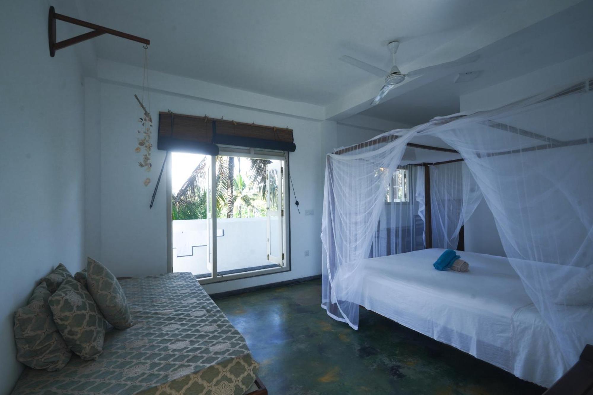 Bed and Breakfast Casa Tharin Madiha Матара Экстерьер фото